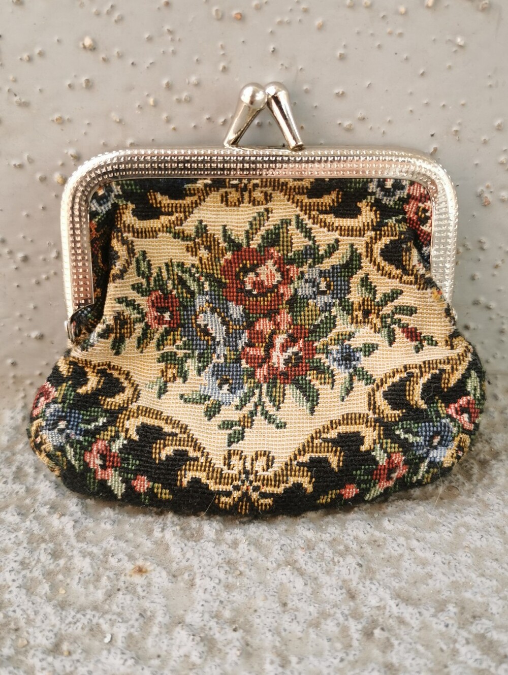 Vintage Floral Tapestry Kiss Lock Coin Purse Retro Mini Pouch